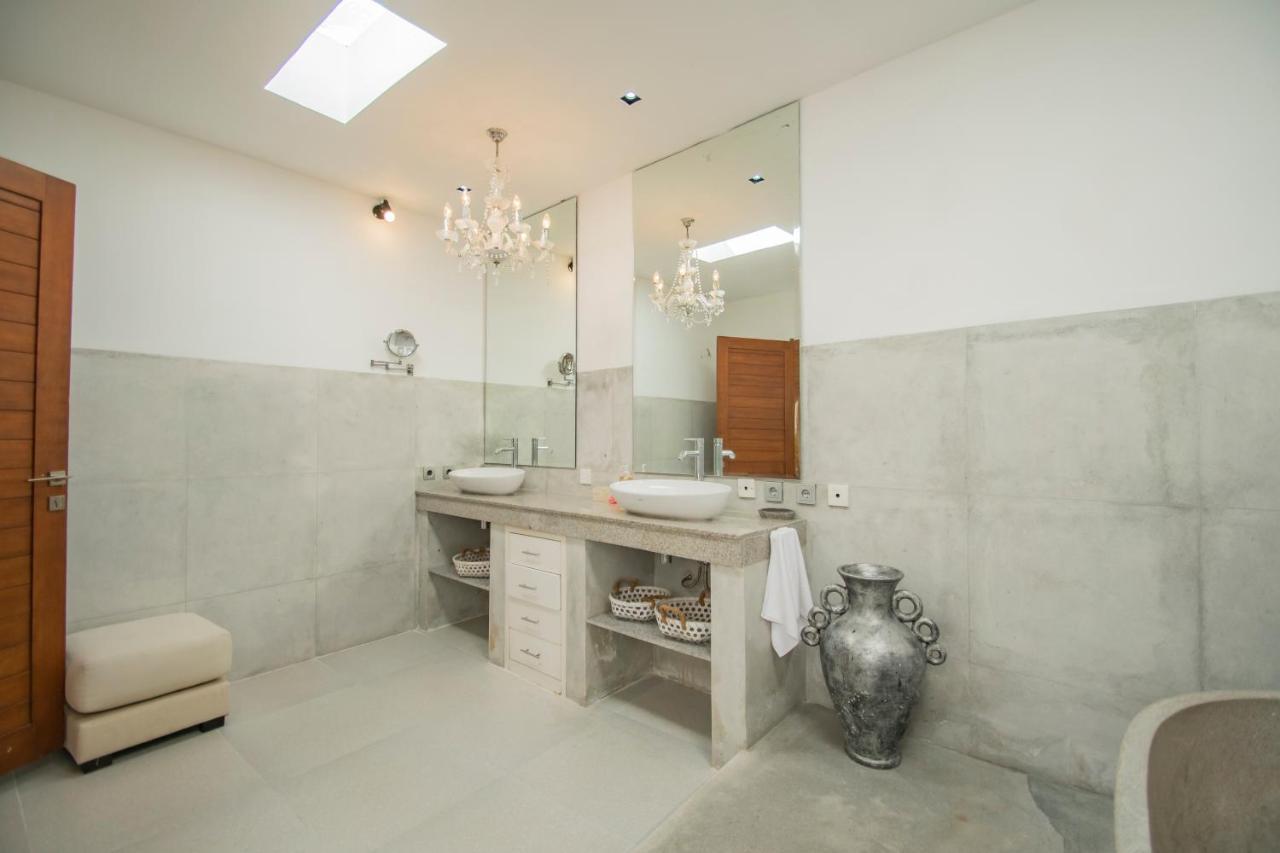 Villa Shanti, Sitara Villa Group سمينياك المظهر الخارجي الصورة
